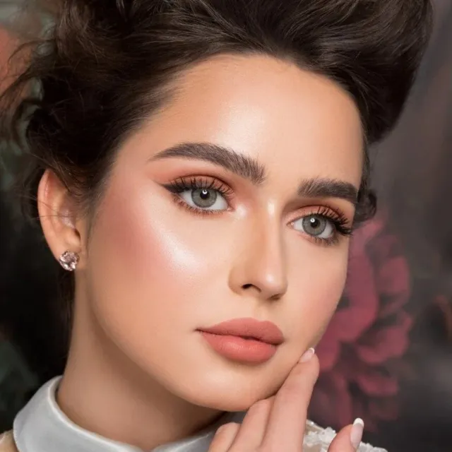 ناتشورال عدسة تجميلى لا اجاتي